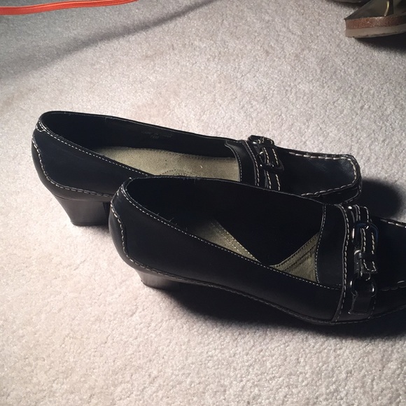 aerosoles black heels